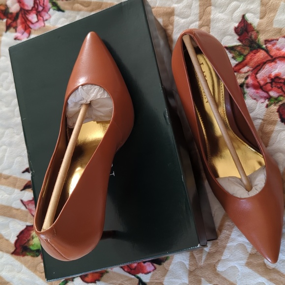 RALPH LAUREN | Brown Heels - Picture 2 of 12